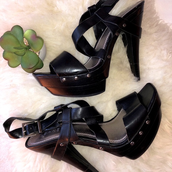 Bakers Shoes - BNWB Bakers Leather High Heels🔥🌺
